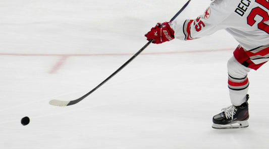 How to choose the right hockey stick flex without guessing
